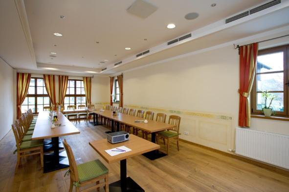 Hotel Gasthof Neumayr Obertrum am See Εξωτερικό φωτογραφία